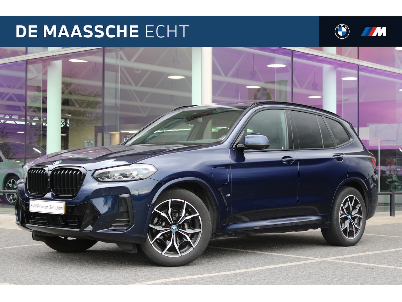 BMW X3 - xDrive30e High Executive M Sport Automaat / Panoramadak / Trekhaak / Sportstoelen / LED / - AutoWereld.nl