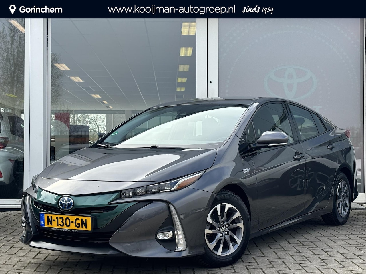 Toyota Prius - 1.8 Plug-in Dynamic edition | NL-auto | BTW auto | Navigatie | HUD | Dodehoek detectie | M - AutoWereld.nl