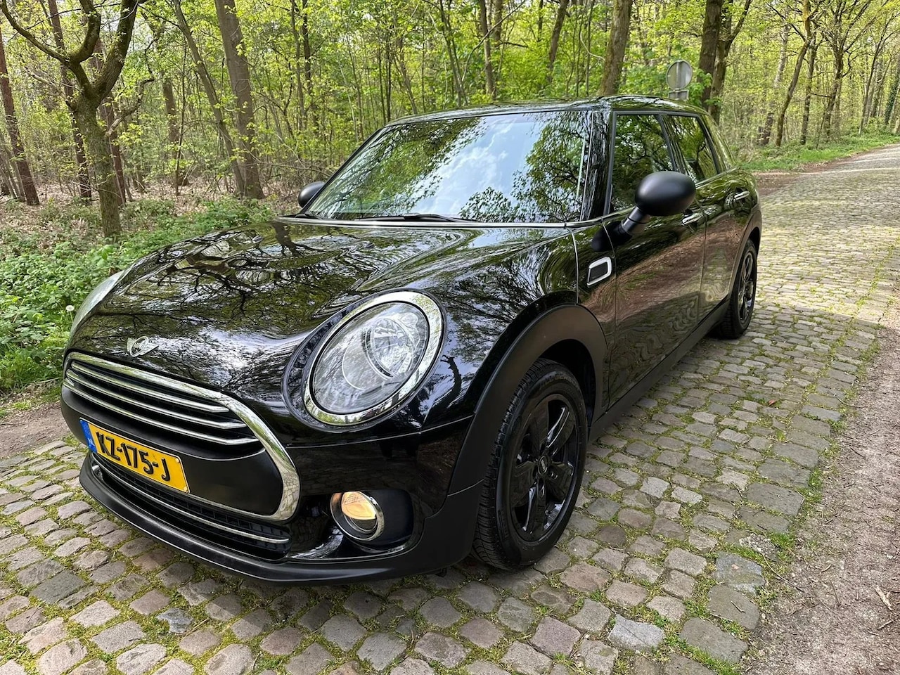 MINI CLUBMAN ONE