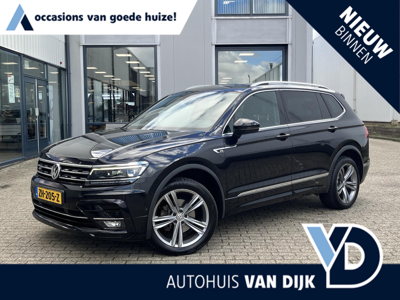 Volkswagen Tiguan - 1.5 TSI Highline Business R | NL Auto/1e Eig./Navi/Adapt.Cruise/Camera/Apple CarPlay-Andro - AutoWereld.nl