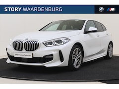 BMW 1-serie - 118i High Executive M Sport Automaat / M Sportstoelen / Adaptieve LED / M Sportonderstel /