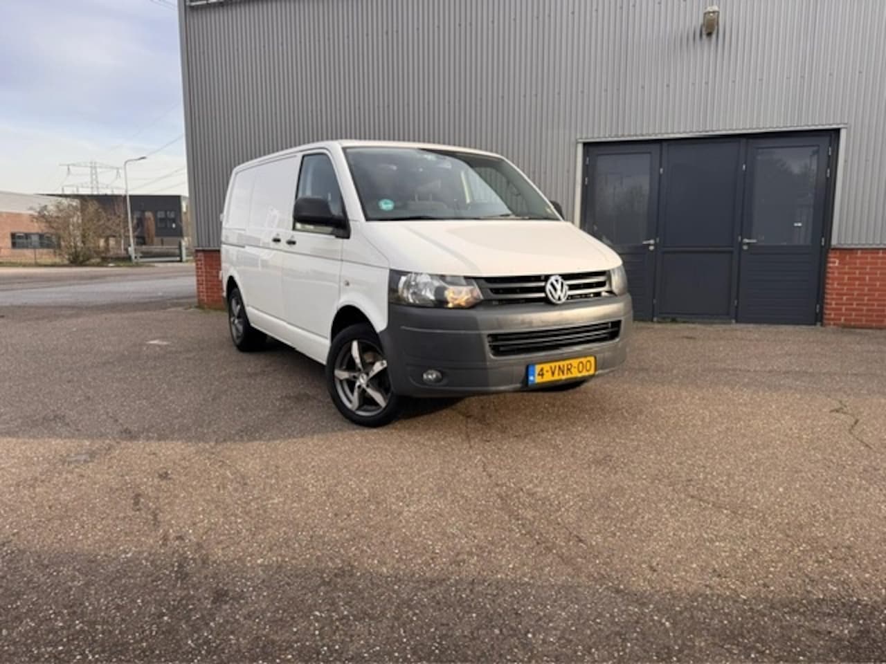 Volkswagen Transporter - 2.0 TDI L1H1 Bud. DC - AutoWereld.nl