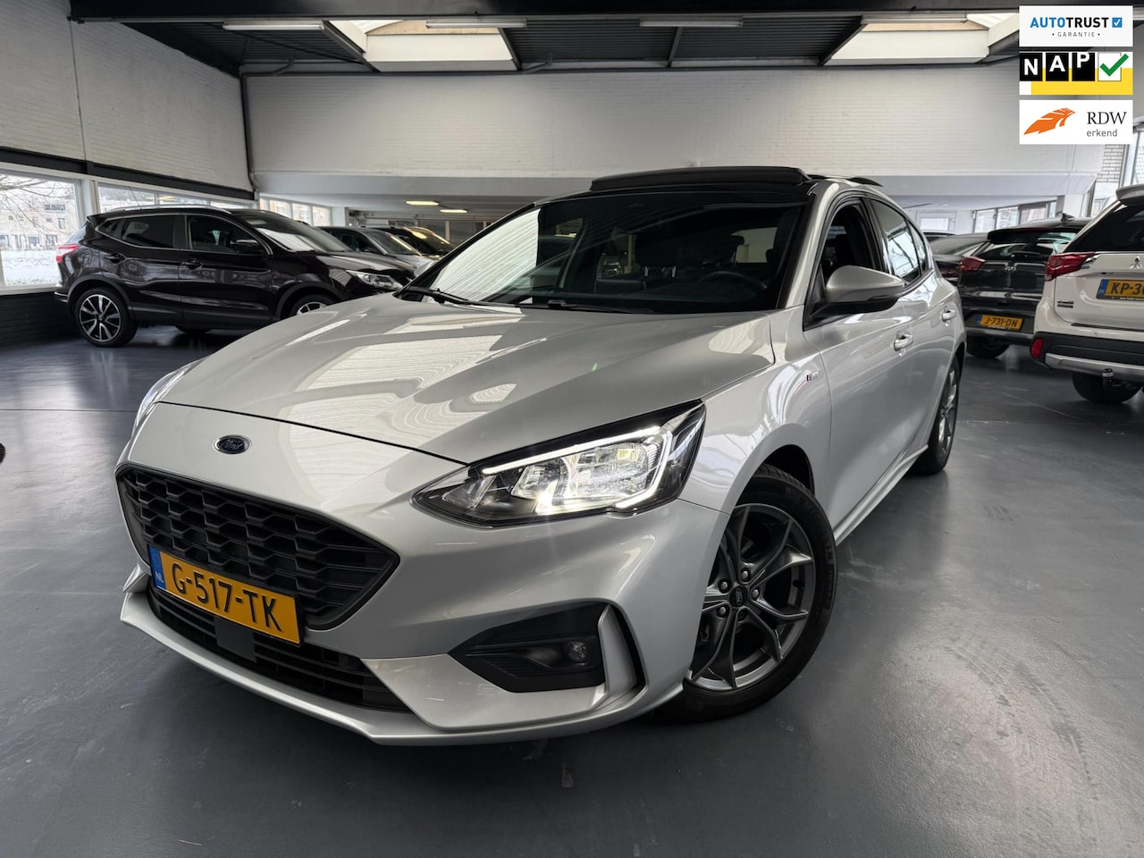 Ford Focus - 1.0 EcoBoost ST Line Business |Panoramadak|NAP| - AutoWereld.nl