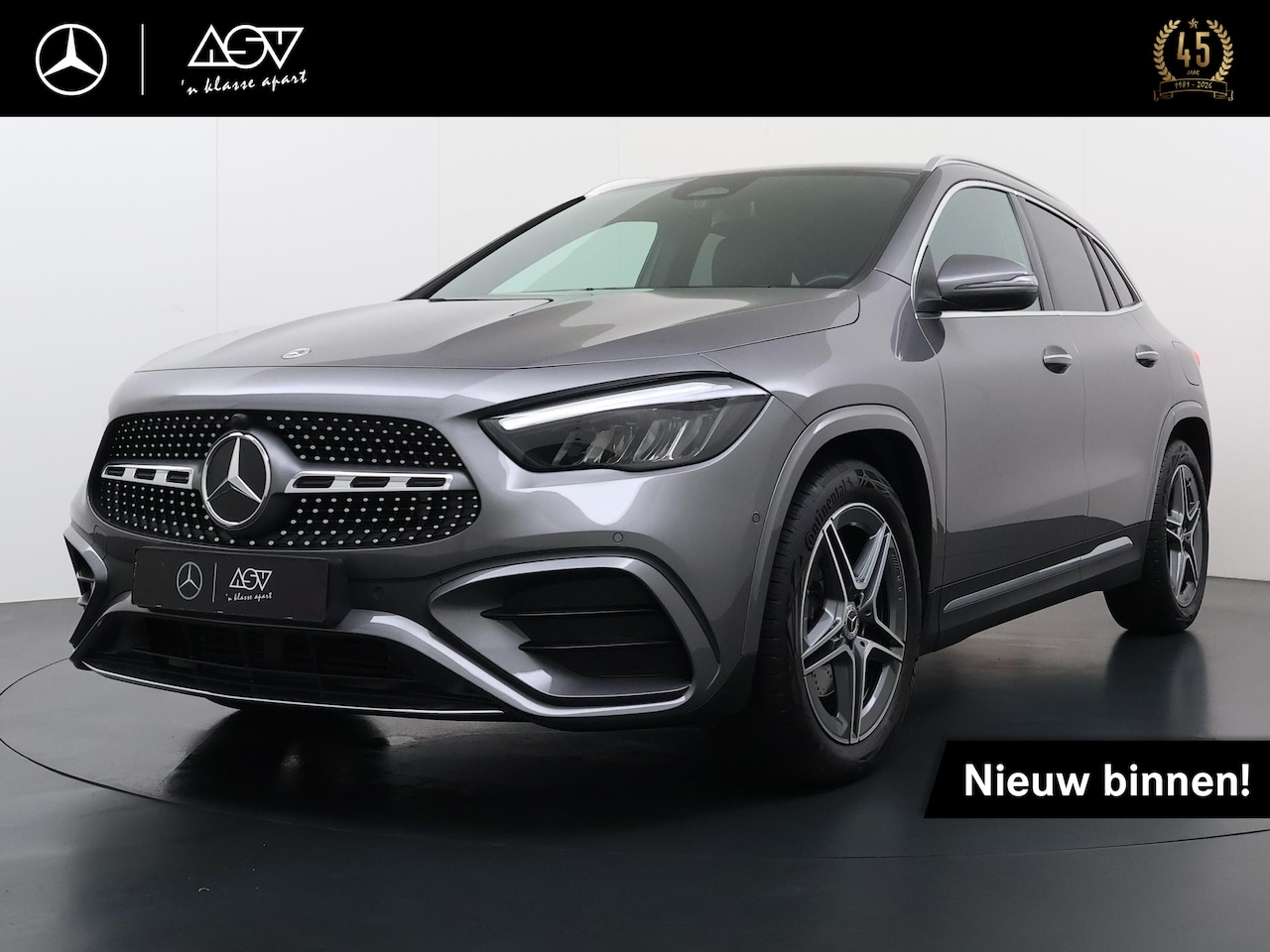 Mercedes-Benz GLA-Klasse - GLA 180 DCT AMG-Line | Trekhaak Wegklapbaar | Sfeerverlichting | Achteruitrij Camera | LED - AutoWereld.nl