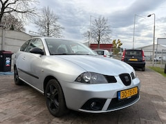 SEAT Ibiza - 1.4-16V Trendstyle met nieuwe APK