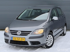 Volkswagen Golf - 1.6 FSI Comfortline