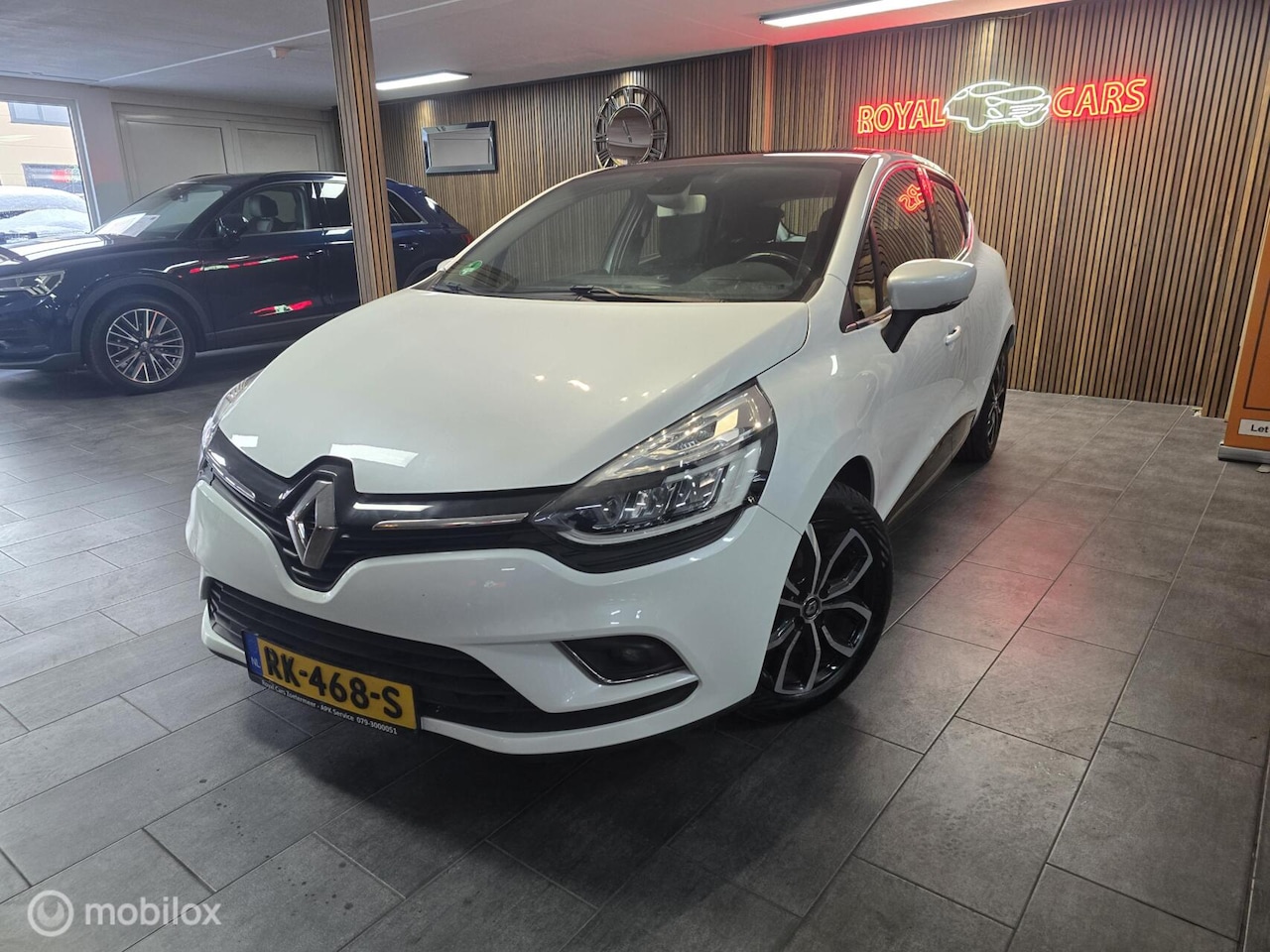 Renault Clio - 0.9 TCe Bose/ PANORAMADAK/ LED / NAVIGATIE - AutoWereld.nl