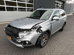 Mitsubishi Outlander - 2.0 Connect Pro