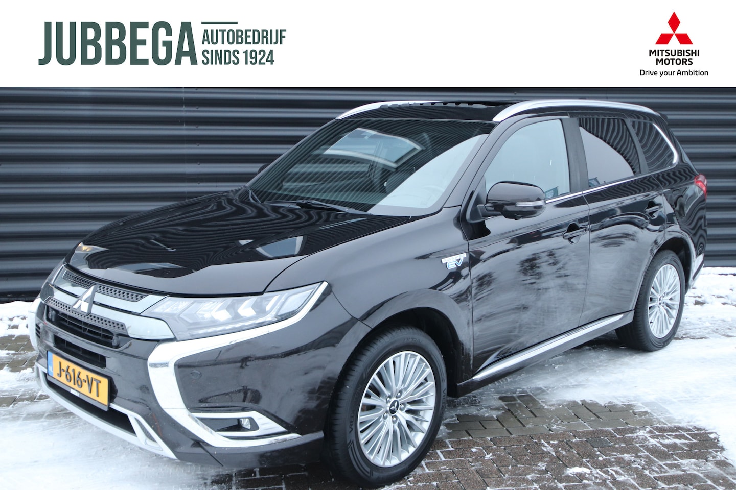Mitsubishi Outlander - 2.4 PHEV Instyle Opendak, Adaptive Cruise, NL-Auto, Trekhaak - AutoWereld.nl