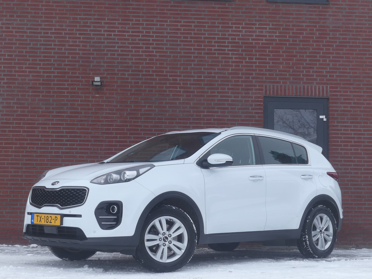 Kia Sportage - 1.6 GDI First Edition / Leer / Camera - AutoWereld.nl
