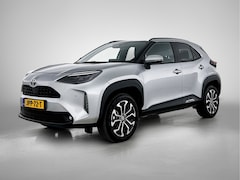 Toyota Yaris Cross - 1.5 Hybrid 115 Dynamic Limited | Stoel- en Stuurverwarming | Parkeersensoren voor+achter |