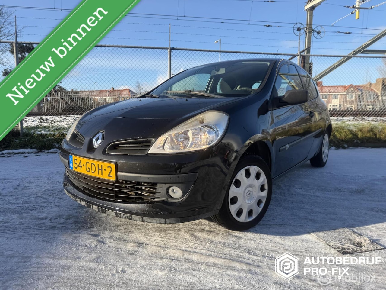 Renault Clio - 1.2-16V Special Line 1.2-16V Special Line - AutoWereld.nl