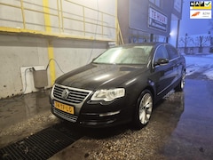 Volkswagen Passat - 1.6 FSI Highline