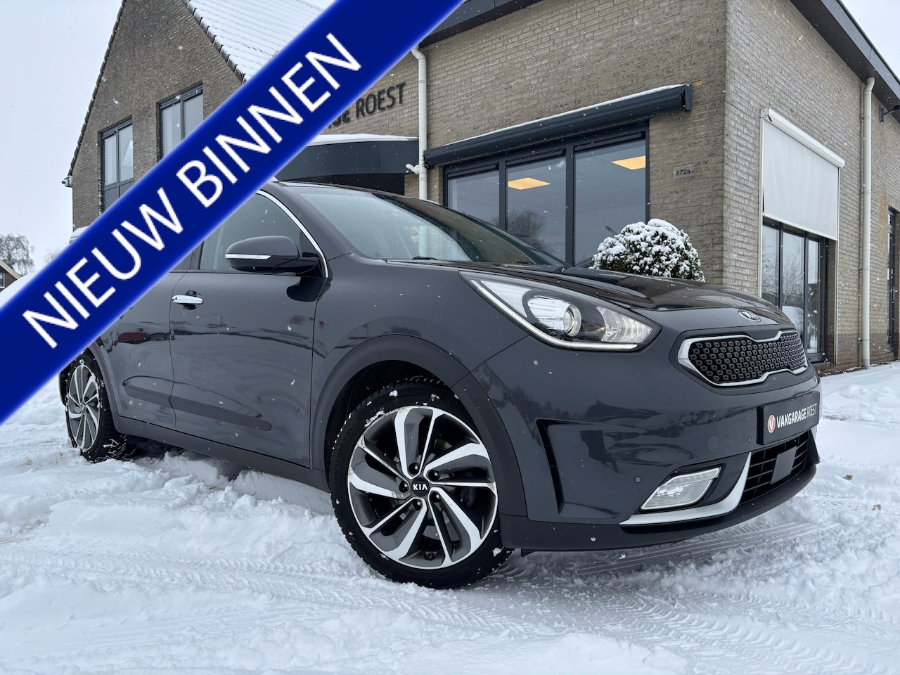 Kia Niro - 1.6 GDi Hybrid Automaat ExecutiveLine Leder / Schuifdak / All-Seasons - AutoWereld.nl
