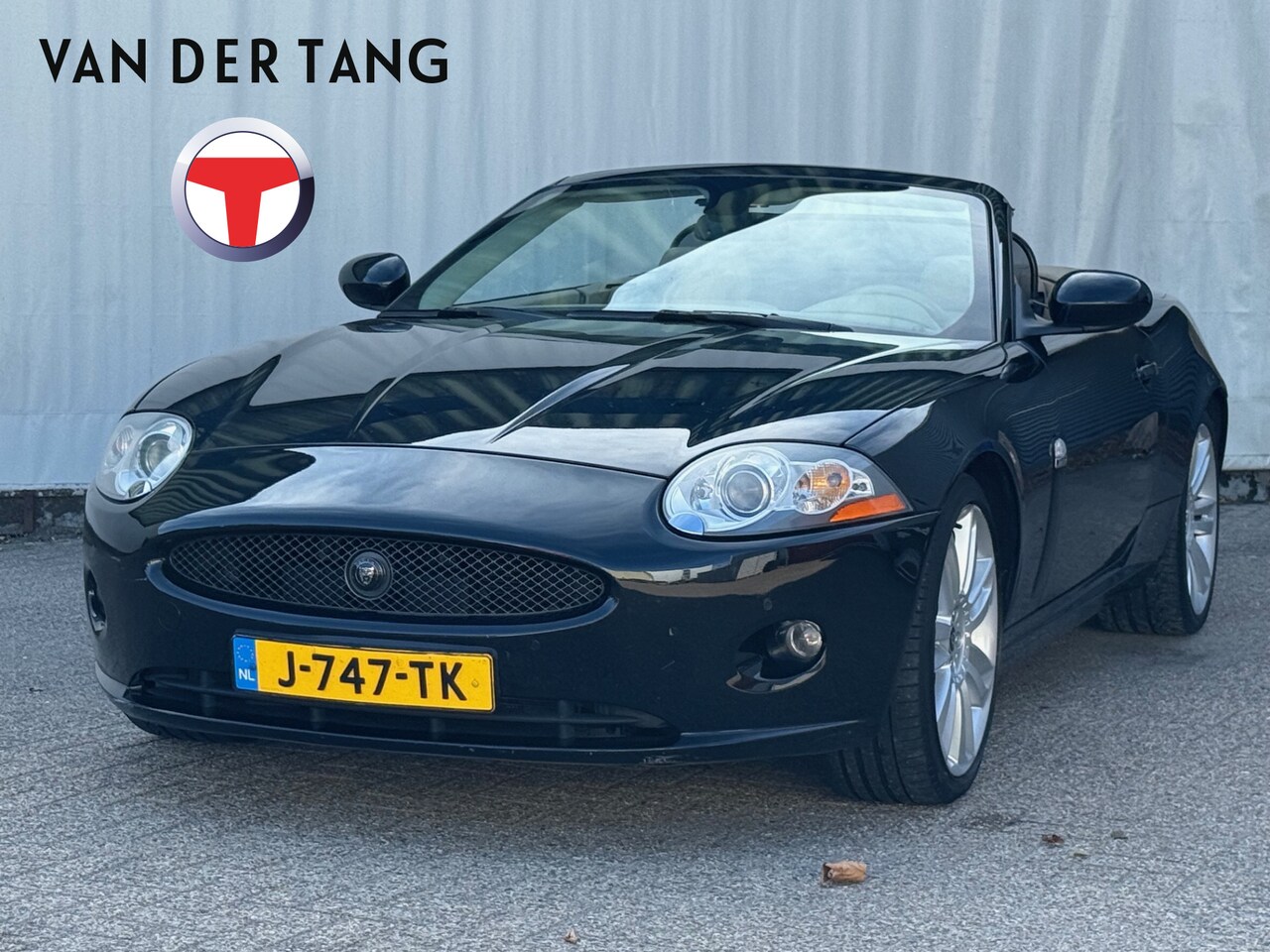 Jaguar XK - 4.2 V8 Convertible 4.2 V8 Convertible - AutoWereld.nl