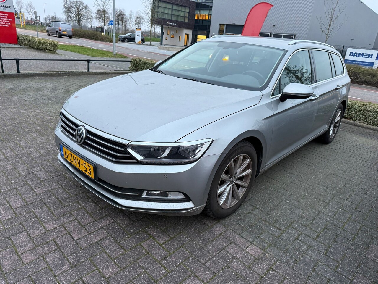 Volkswagen Passat Variant - 1.6 TDI HighL '15 Automaat/Leer/Navi/ - AutoWereld.nl