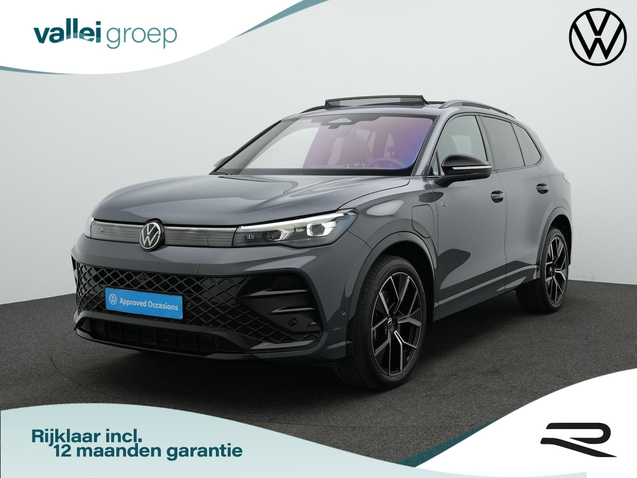 Volkswagen Tiguan - 1.5 eHybrid 272 pk DSG R-Line Edition | Panoramadak | Trekhaak | Adaptief onderstel | Rond - AutoWereld.nl