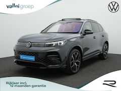 Volkswagen Tiguan - 1.5 eHybrid 272 pk DSG R-Line Edition | Panoramadak | Trekhaak | Adaptief onderstel | Rond