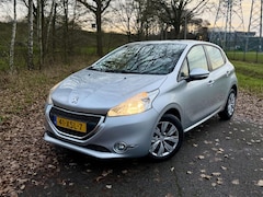 Peugeot 208 - 1.2 VTi 5drs PDC Airco Navigatie NAP ✅