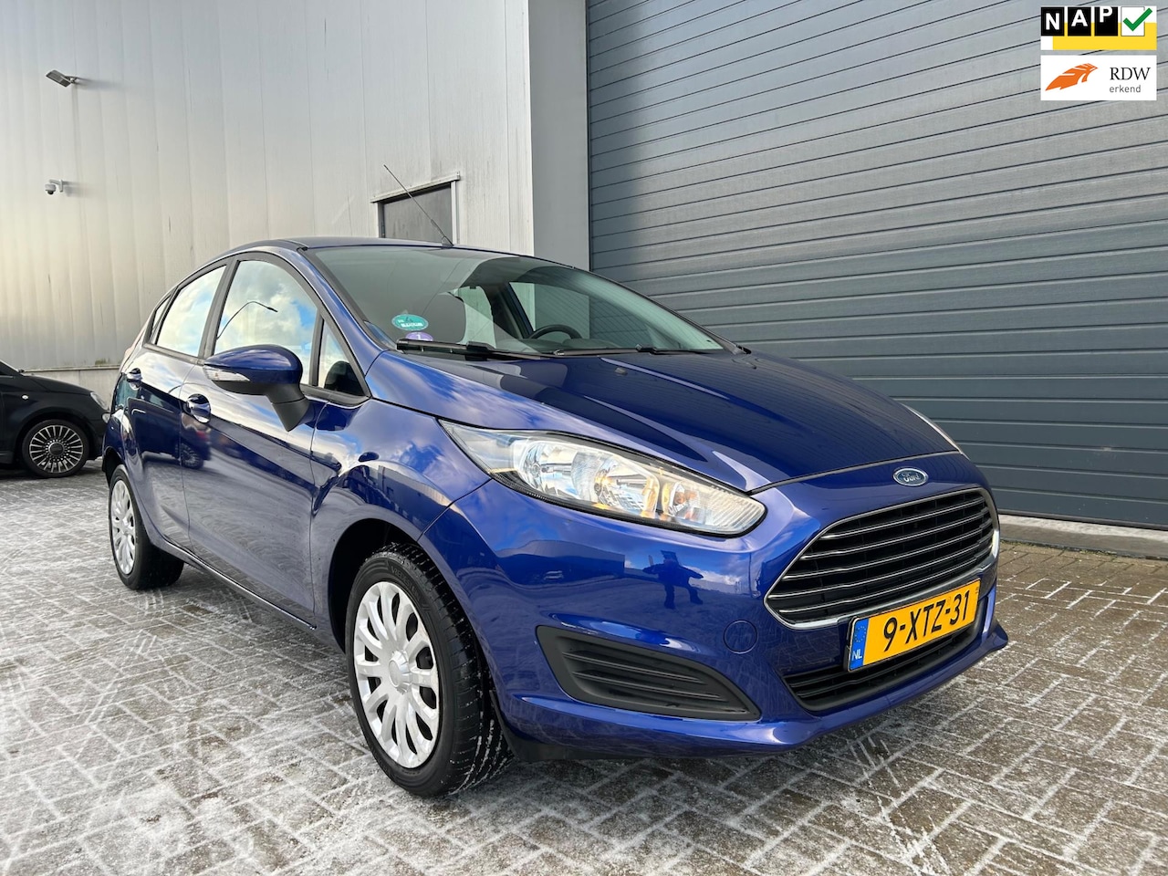 Ford Fiesta - 1.0i Style AIRCO 5DRS NAP 2014 - AutoWereld.nl