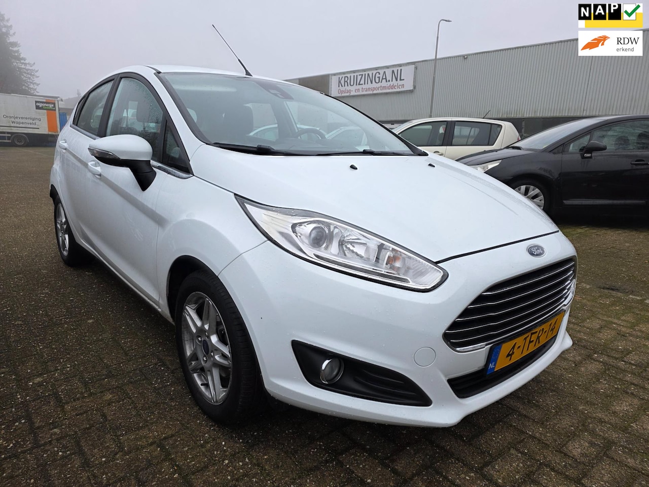 Ford Fiesta - 1.0 EcoBoost Titanium AUTOMAAT - AutoWereld.nl