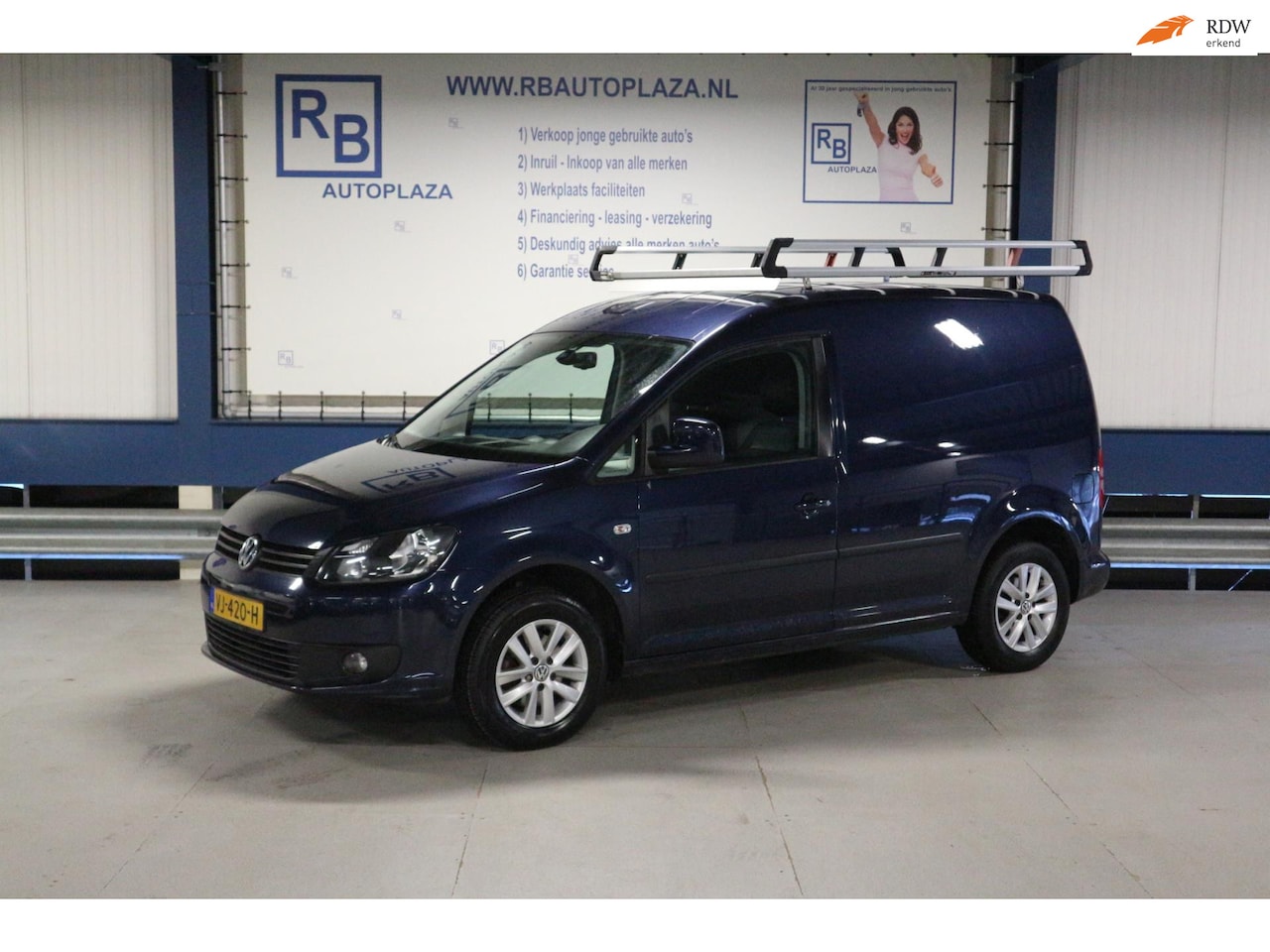 Volkswagen Caddy - 1.6 TDI AUTOMAAT/ STOELVERWARMING/ LUXE UITVOERING - AutoWereld.nl