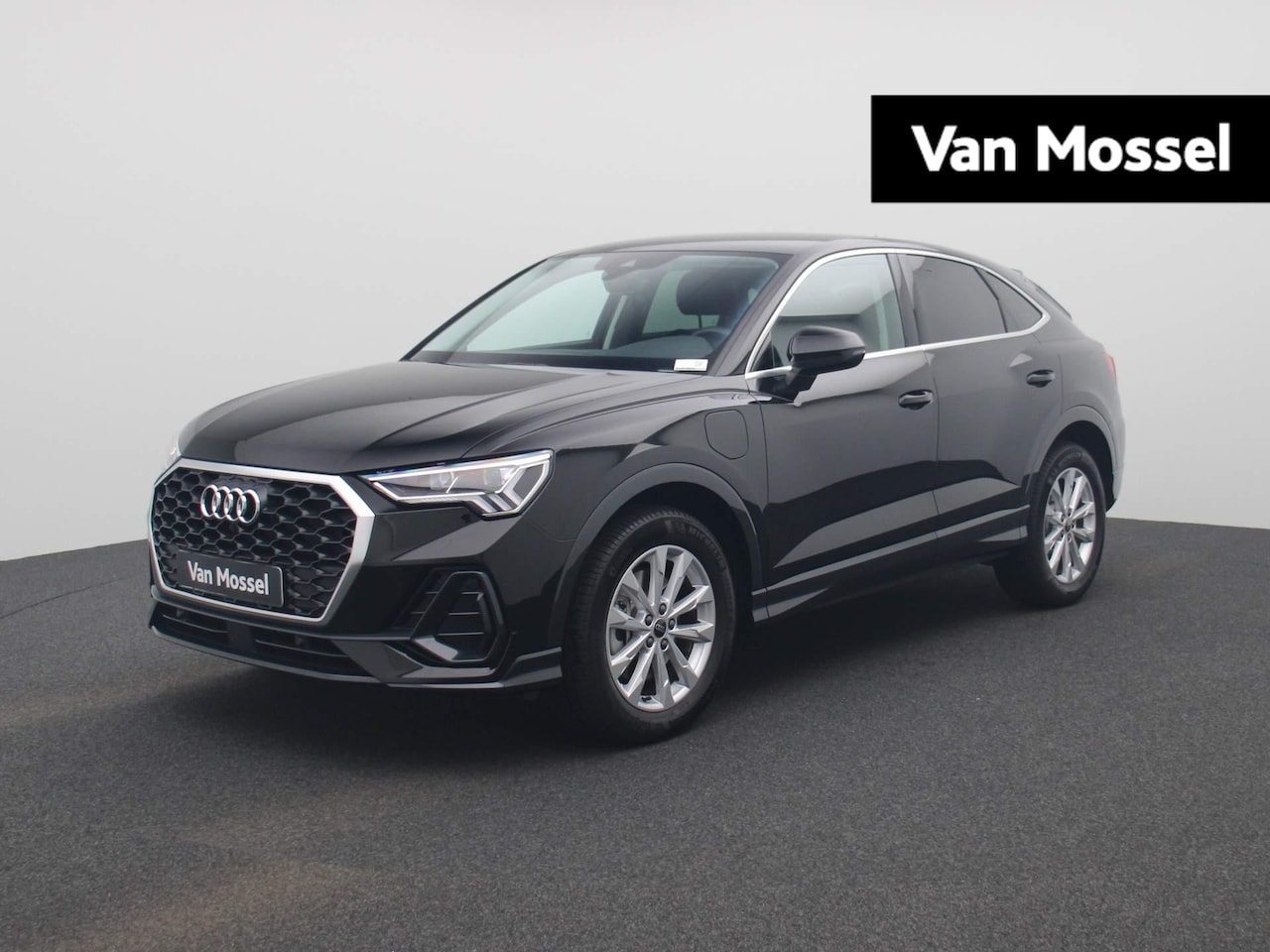 Audi Q3 Sportback - 45 TFSI e Edition | APPLE CARPLAY - ANDROID AUTO | LANE ASSIST | KEYLESS | ELEKTRISCH BEDI - AutoWereld.nl
