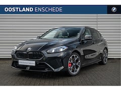 BMW 1-serie - 120 M Sport Automaat / Harman-Kardon / Sportstoelen / Achteruitrijcamera / M Adaptief onde