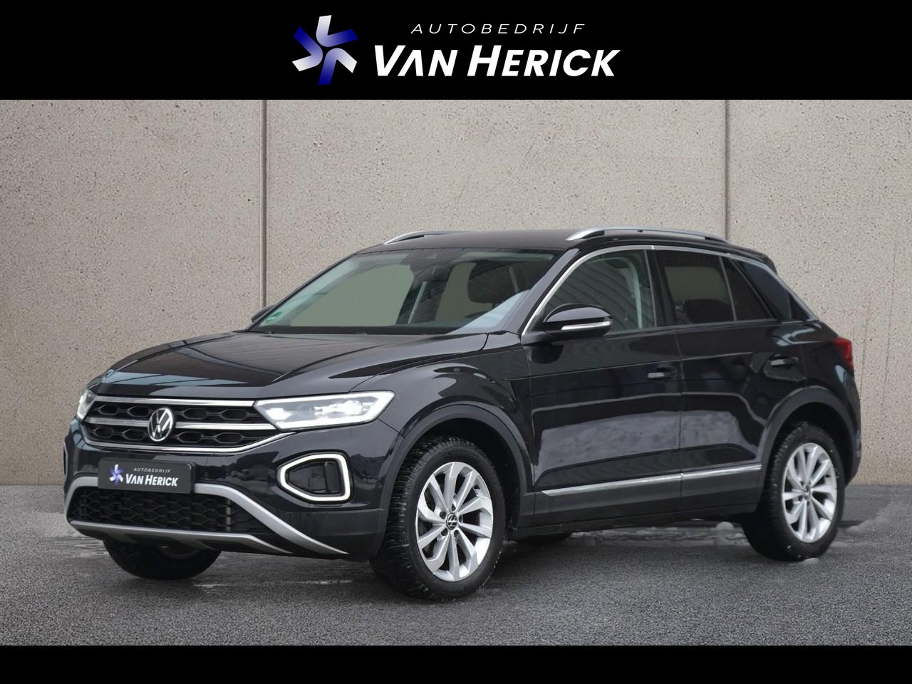 Volkswagen T-Roc - 1.5 TSI Style 150PK Automaat | ACC | Navigatie | Ergo-Active - AutoWereld.nl