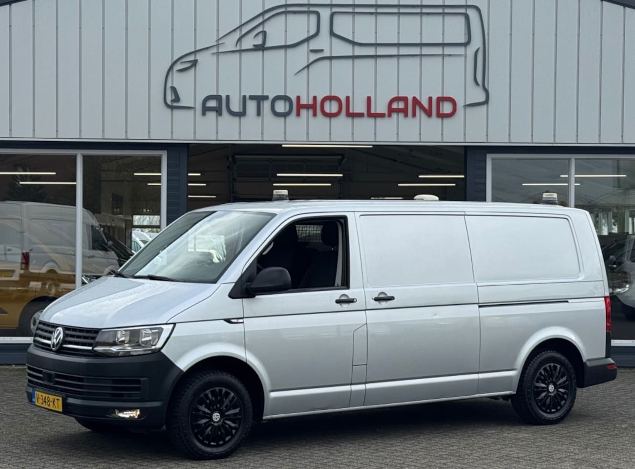 Volkswagen Transporter - 2.0 TFSI 110KW 150PK L2H1 CNG EURO 6 AIRCO/ CRUISE CONTROL/ NAVIGATIE/ DUBBELE SCHUIFDEUR/ - AutoWereld.nl