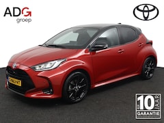 Toyota Yaris - 1.5 Hybrid Executive | Panoramadak | JBL Audio | Trekhaak | Parkeersensoren Rondom | Groot