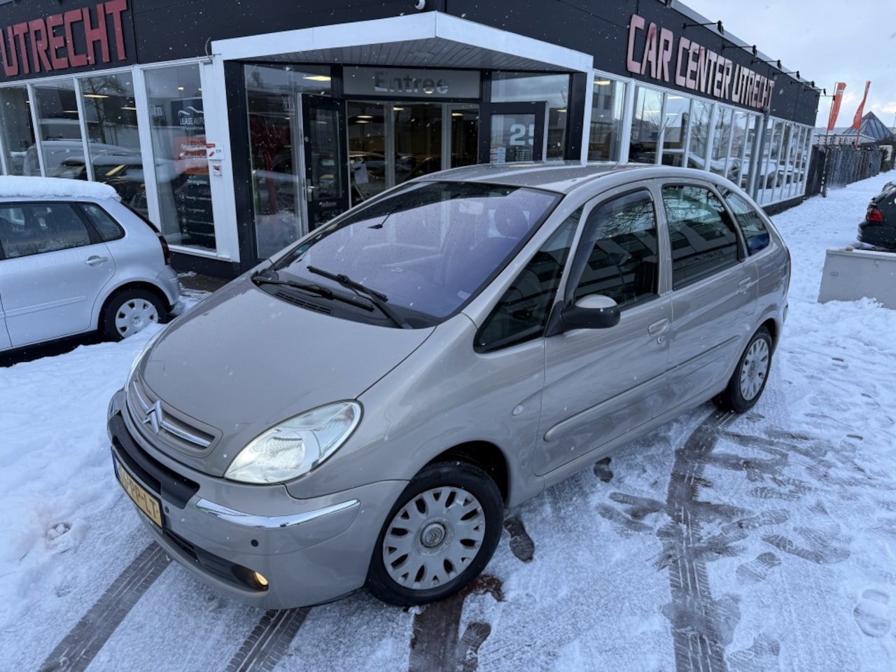 Citroën Xsara Picasso - 2.0i-16V Image |AUTOMAAT|AIRCO|TREKHAAK| - AutoWereld.nl
