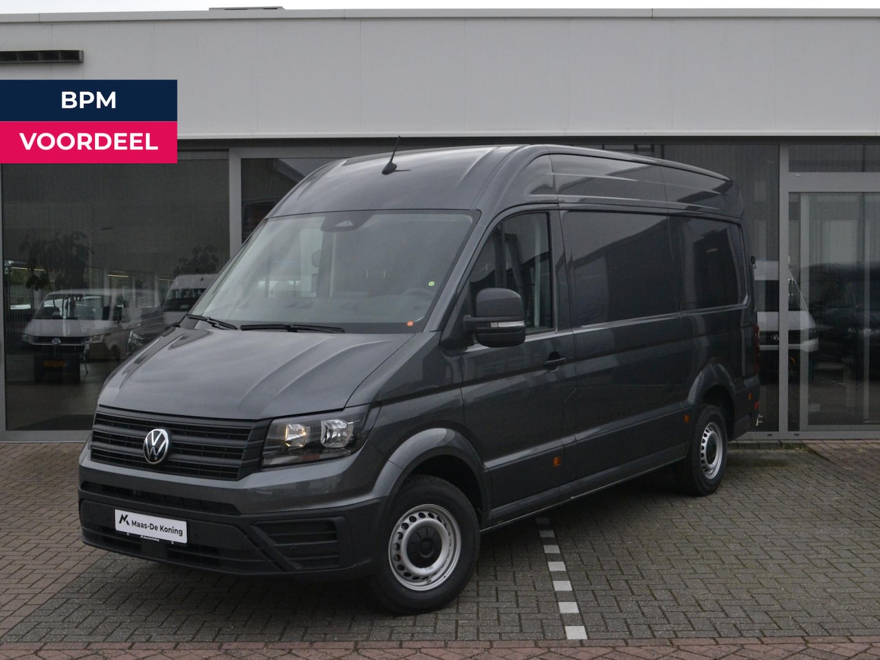 Volkswagen Crafter - Bedrijfswagens 35 Trendline 2.0 TDI 140pk L3H3 · Tussenschot · Trekhaak · Alarm · P-Sensor - AutoWereld.nl