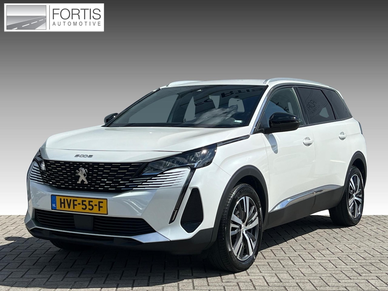 Peugeot 5008 - 1.2 PureTech Allure 7-PERSOONS | NAVI | 1/2 LEDER - AutoWereld.nl