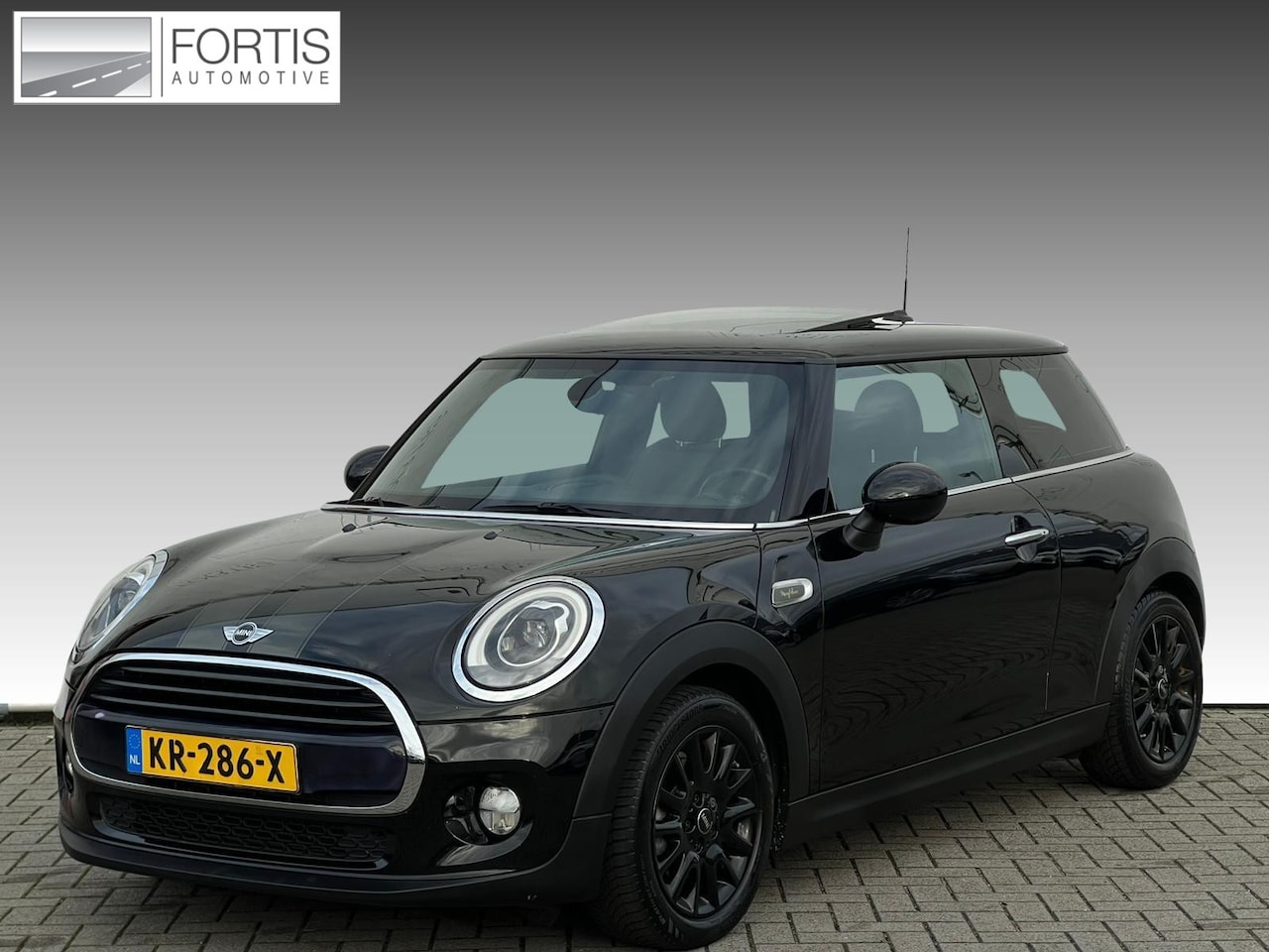 MINI Cooper - Mini 1.5 Marylebone NL AUTO | 1E EIG | PANO | HARMAN KARDON | KEYLESS | - AutoWereld.nl