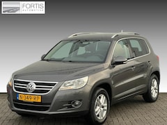 Volkswagen Tiguan - 1.4 TSI Sport&Style STOELVERWARMING | NAVI | PDC