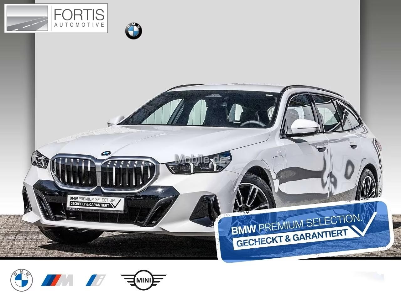 BMW 5-serie Touring - 530e xDrive M-SPORT ** LED, NAVI+, LEDER, 19-inch LMV, ALARM, M-ONDERSTEL ** 1e EIG - UNFA - AutoWereld.nl