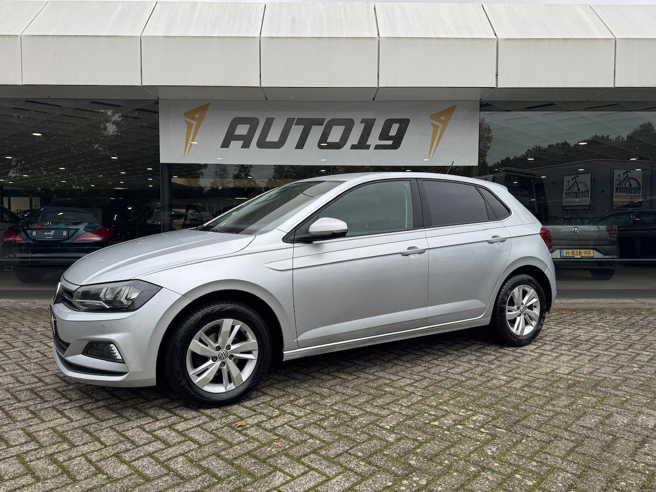 Volkswagen Polo - 1.0 Comfortline 1.0 Comfortline - AutoWereld.nl