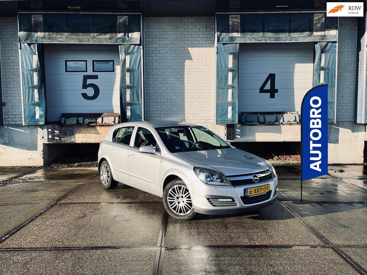 Opel Astra - 1.6 Essentia 1.6 Essentia ( CarPlay+Cruis+Airco ) - AutoWereld.nl