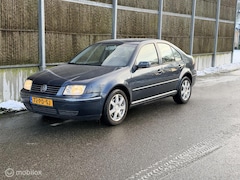 Volkswagen Bora - 2.0 NAP/APK/CLIMA/Trekkaak