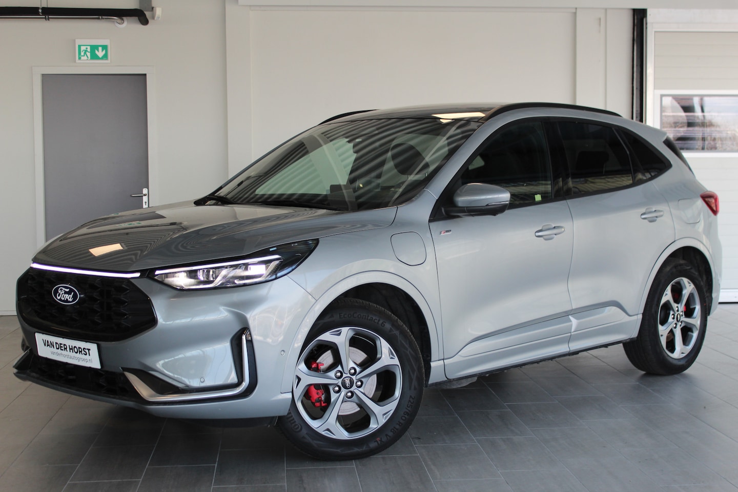 Ford Kuga - 2.5-243pk PHEV ST-Line X. Van €. 54.937,- voor €. 43.735,- Trekgewicht van 2.100kg ! Elekt - AutoWereld.nl