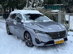 Peugeot 308 SW - 1.2 130pk GT. Panodak, Camera, Navi, Half Leer, 18"LMV, Matrix Led Koplampen