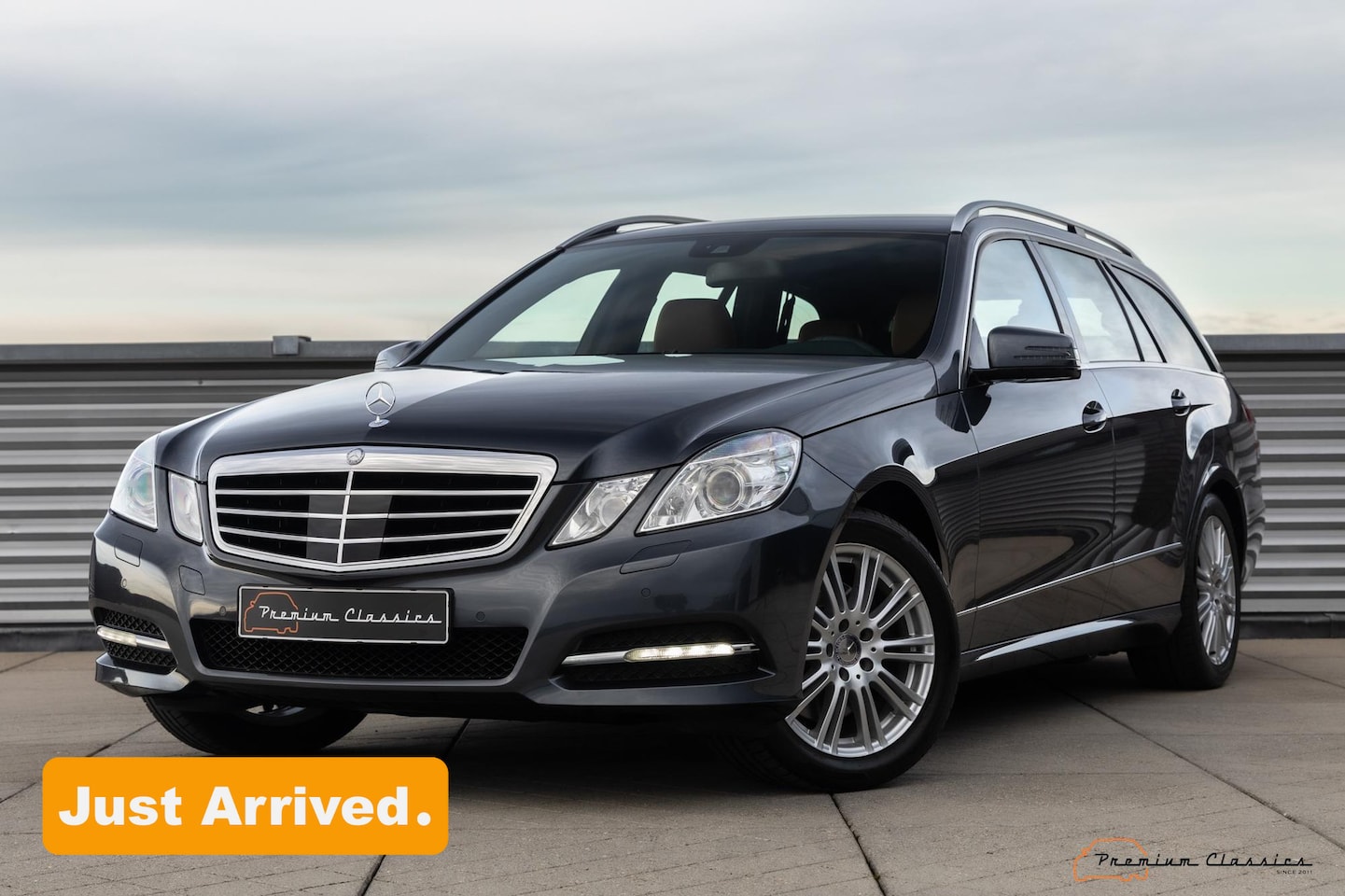 Mercedes-Benz E-klasse Estate - 350 CGI Avantgarde 4-Matic | 140.000KM | 7-Seater | Disctronic Plus | Lane Assist - AutoWereld.nl