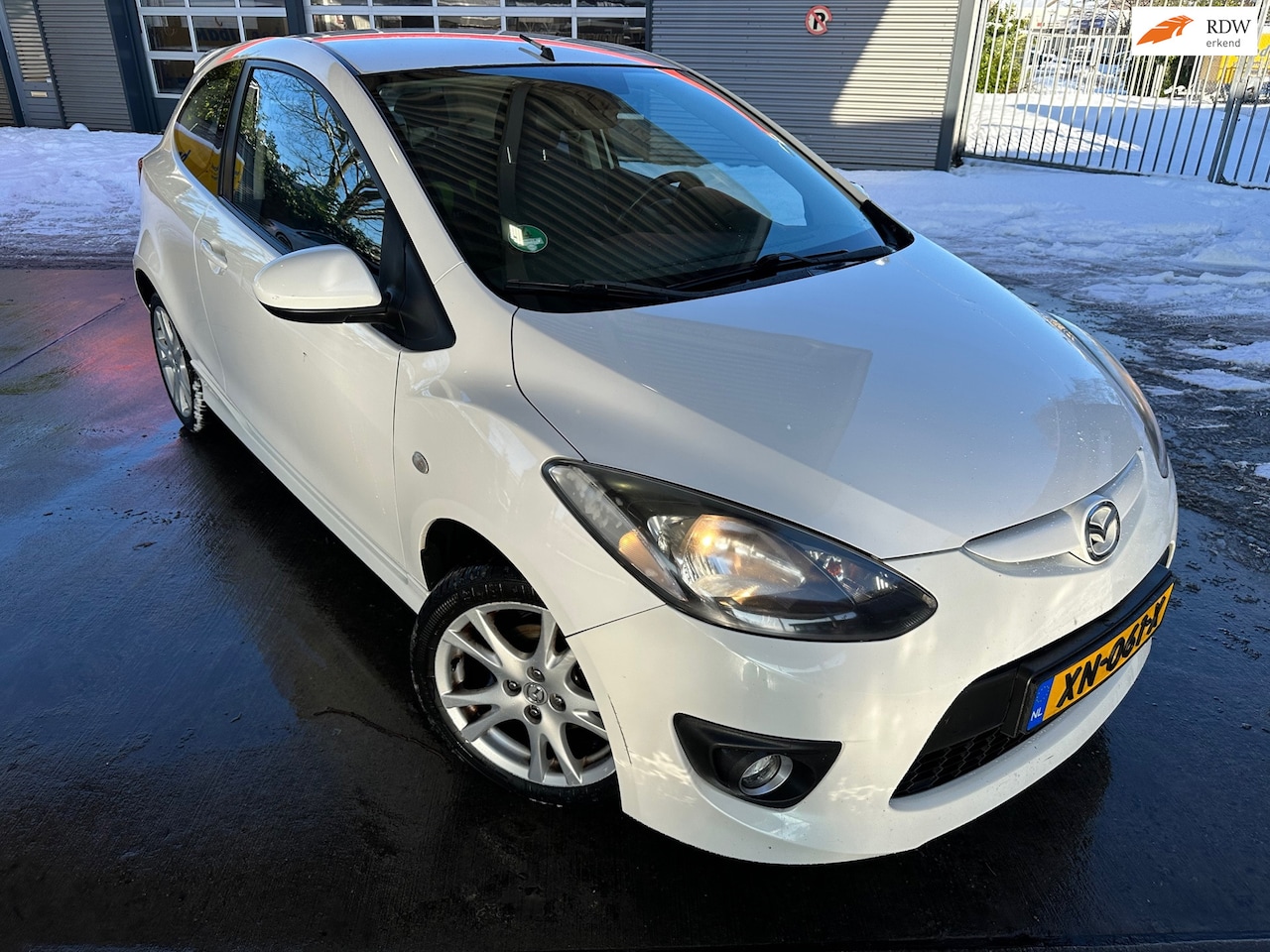 Mazda 2 - 1.5 GT-L / PDC / Airco / LM / 5DRS - AutoWereld.nl