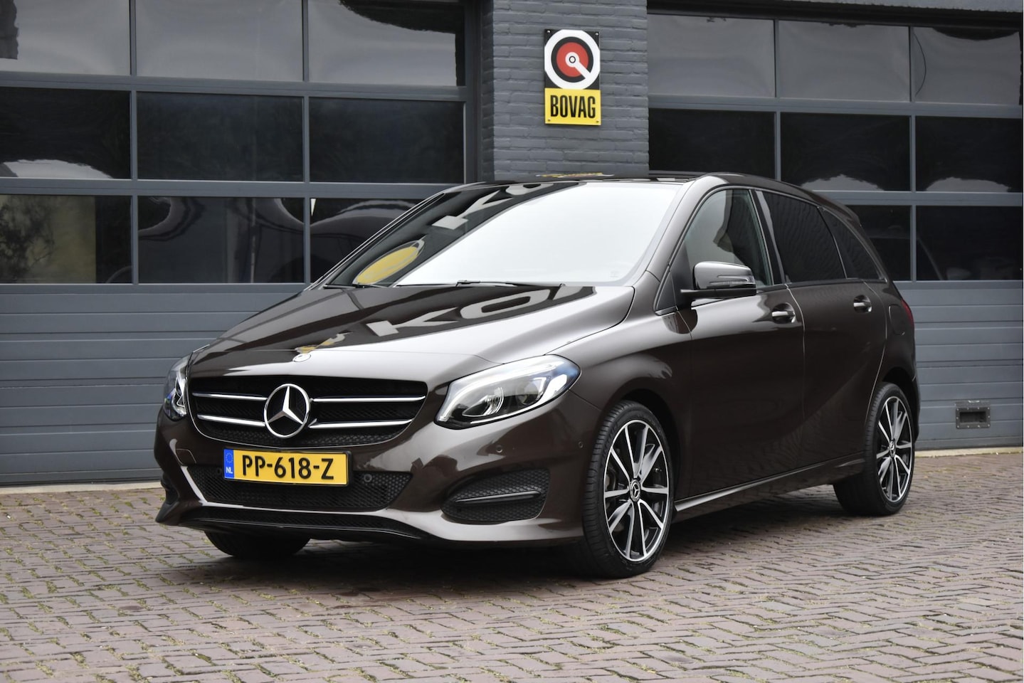Mercedes-Benz B-klasse - 180 Activity Edition Automaat - AutoWereld.nl