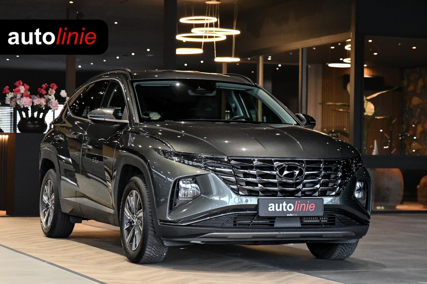 Hyundai Tucson - 1.6 T-GDI HEV Comfort. ACC, Camera, Trekhaak, Keyless, CarPlay, Sfeer, - AutoWereld.nl