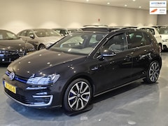 Volkswagen Golf - 1.4 TSI GTE PANORAMA LEDER NAVI DEALER ONDERHOUDEN