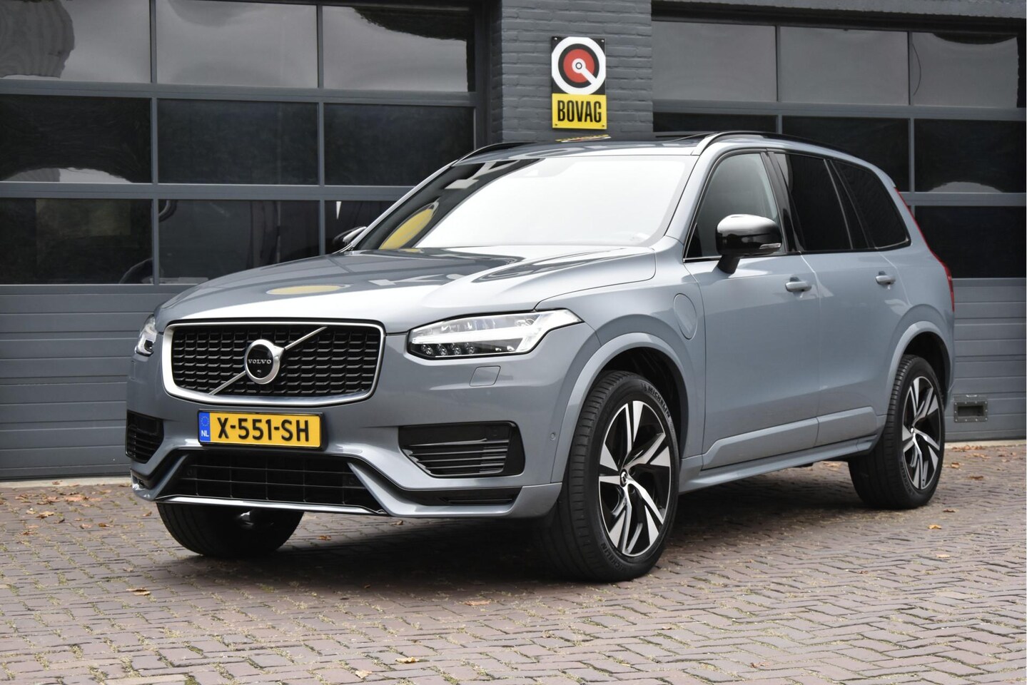 Volvo XC90 - 2.0 T8 Twin Engine AWD R-Design Intro Edition 2.0 T8 Twin Engine AWD R-Design Intro Edition - AutoWereld.nl