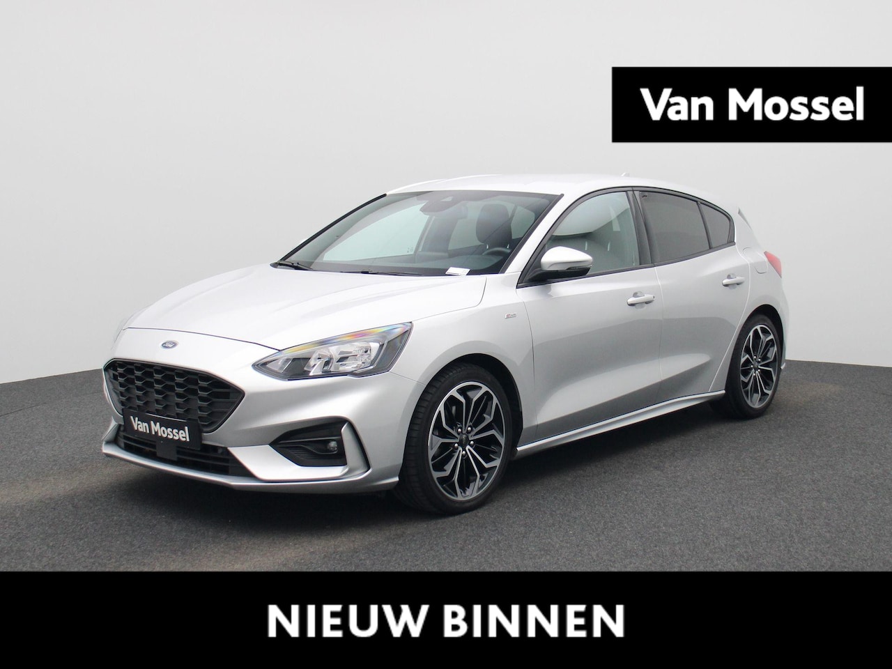 Ford Focus - 1.0 EcoBoost ST Line | ACHTERUITRIJCAMERA | NAVIGATIE | PARKEERSENSOREN | STOELVERWARMING - AutoWereld.nl