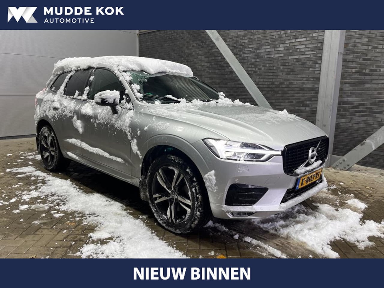 Volvo XC60 - B4 R-Design | ACC | Trekhaak | BLIS | Stoel+Stuurverwarming | harman/kardon | Voorruitverw - AutoWereld.nl